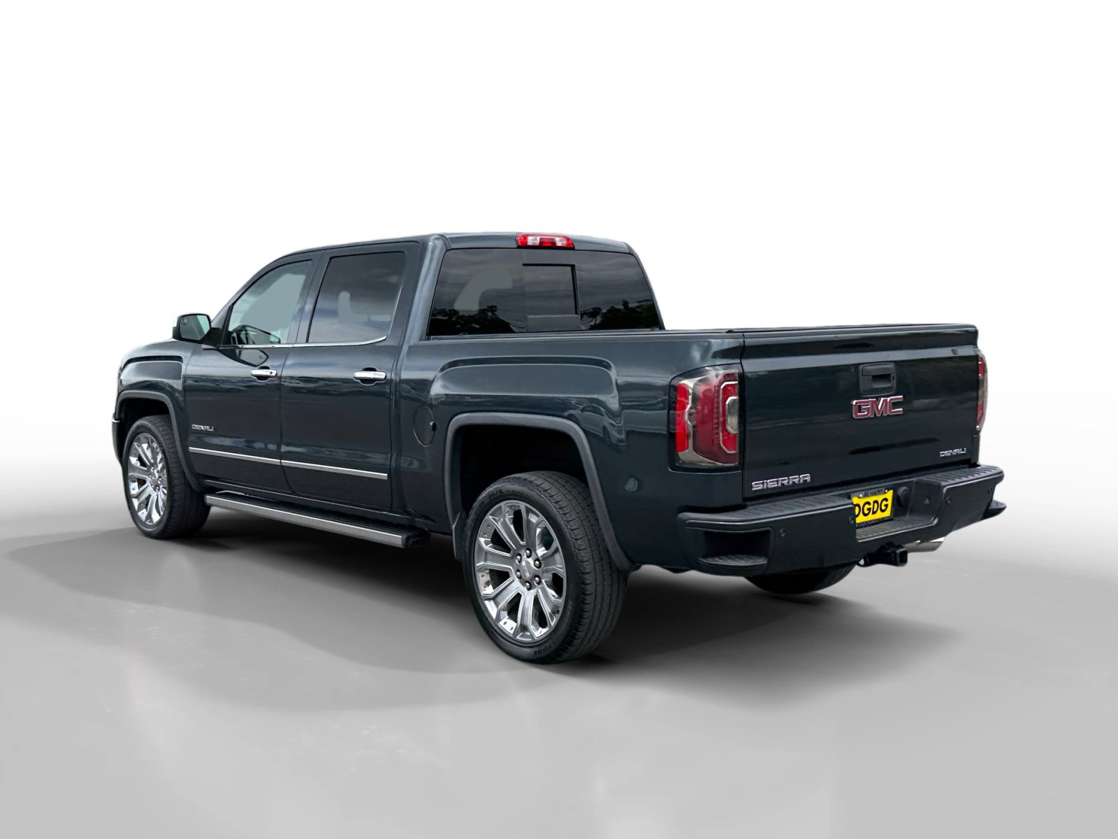 Used 2017 GMC Sierra 1500 Denali w/ Denali Ultimate Package image 3