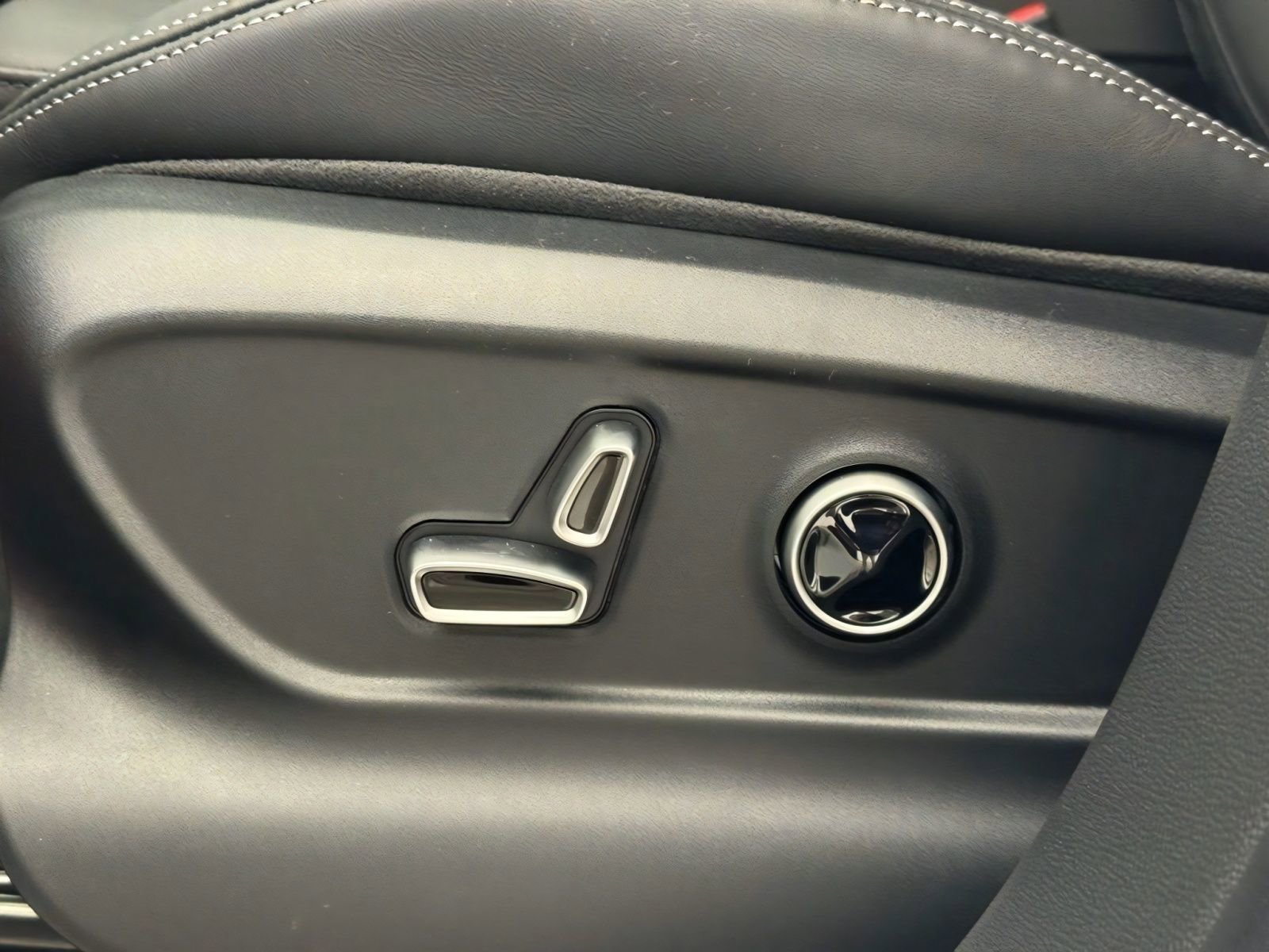 New 2025 Maserati Grecale GT AWD/4WD image 9