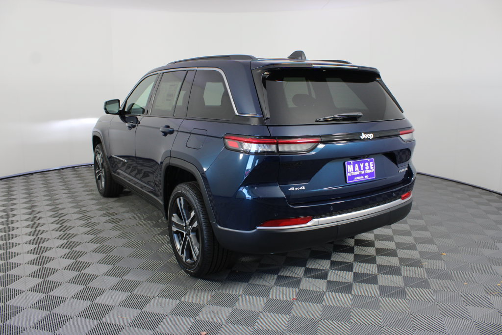 New 2027 Jeep Grand Cherokee Limited AWD/4WD image 23