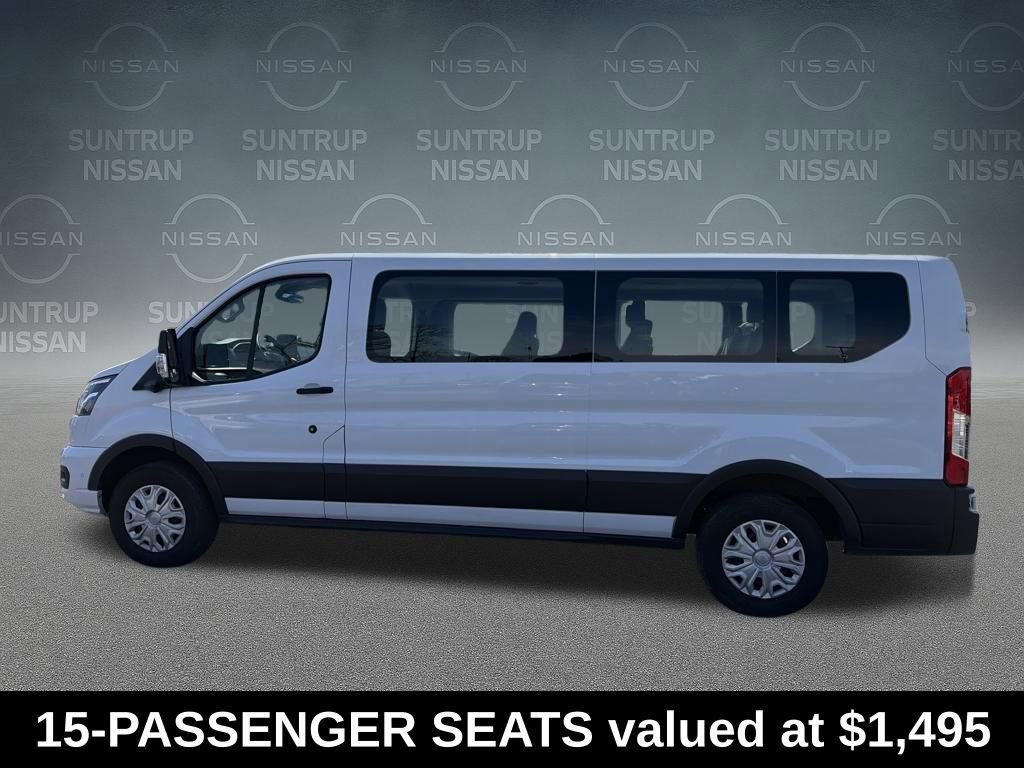 Used 2023 Ford Transit 350 XLT image 2