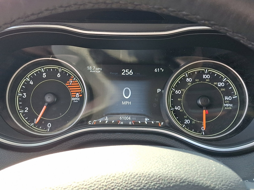 Used 2019 Jeep Cherokee Limited image 26