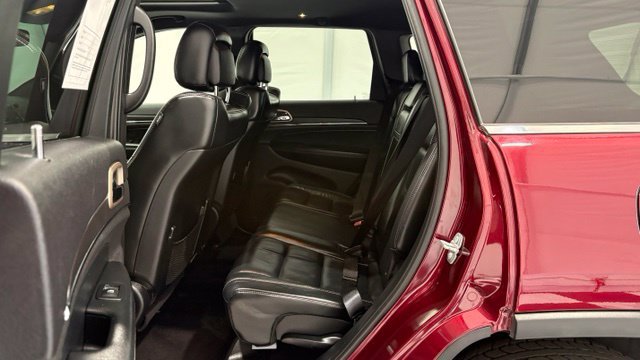 Used 2017 Jeep Grand Cherokee Limited AWD/4WD image 18