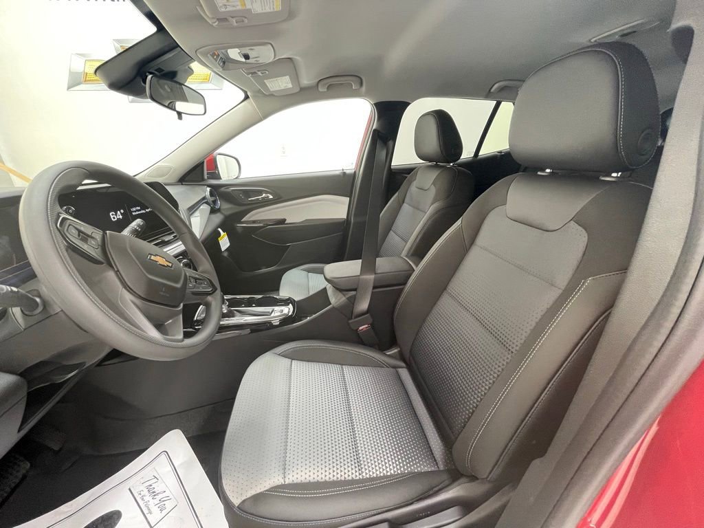 New 2026 Chevrolet Trax LT FWD image 16