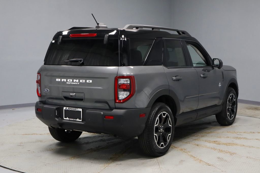 Certified 2025 Ford Bronco Sport Outer Banks w/ Outer Banks Tech Package+ image 12