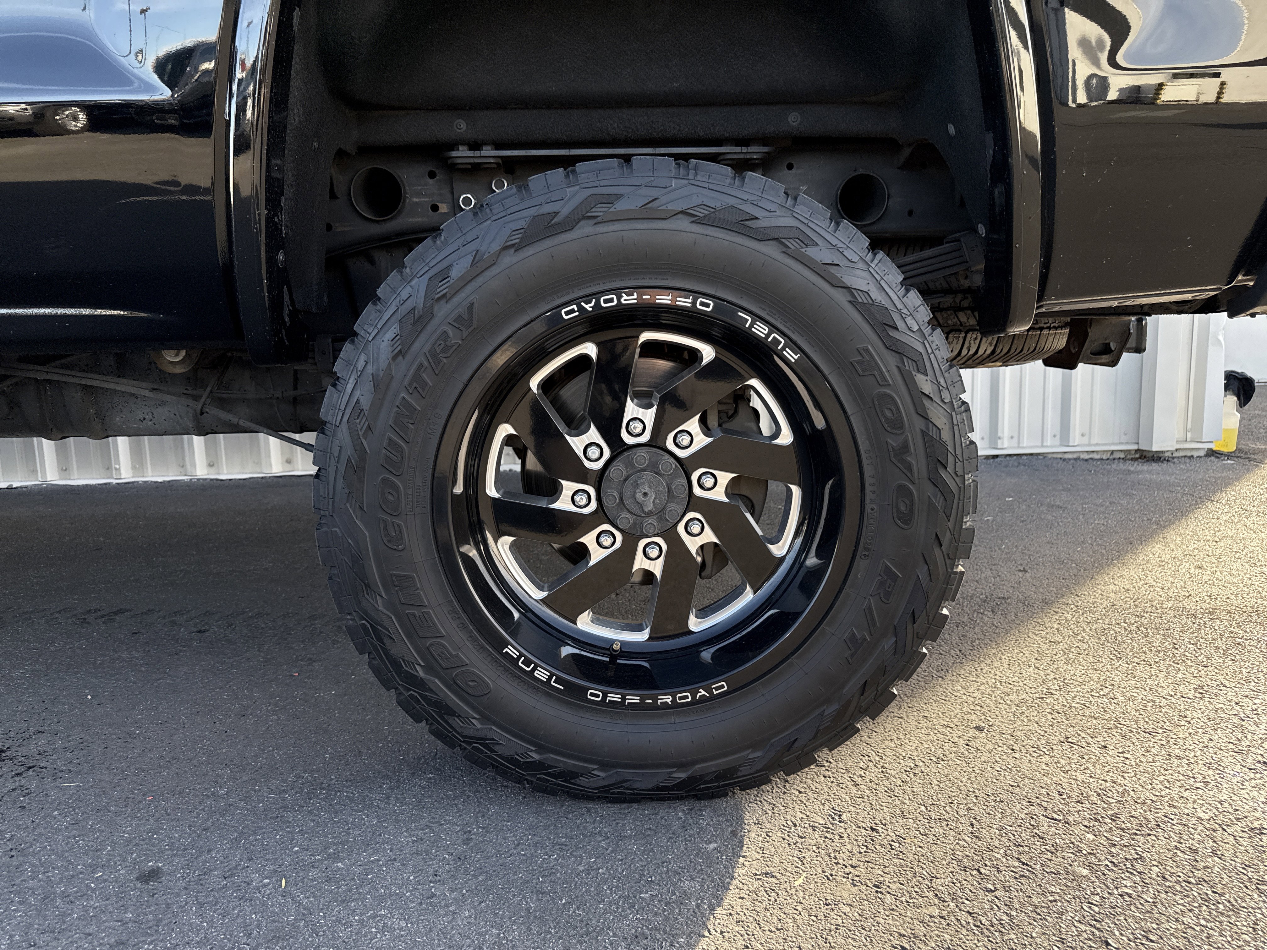 Used 2018 GMC Sierra 2500 Denali w/ Duramax Plus Package image 3