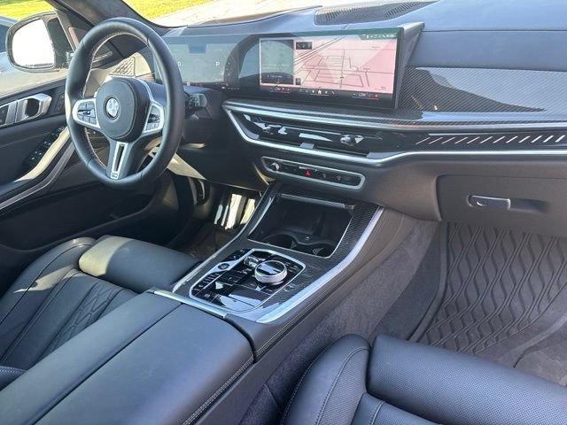 Used 2026 BMW X5 M60i AWD/4WD image 30