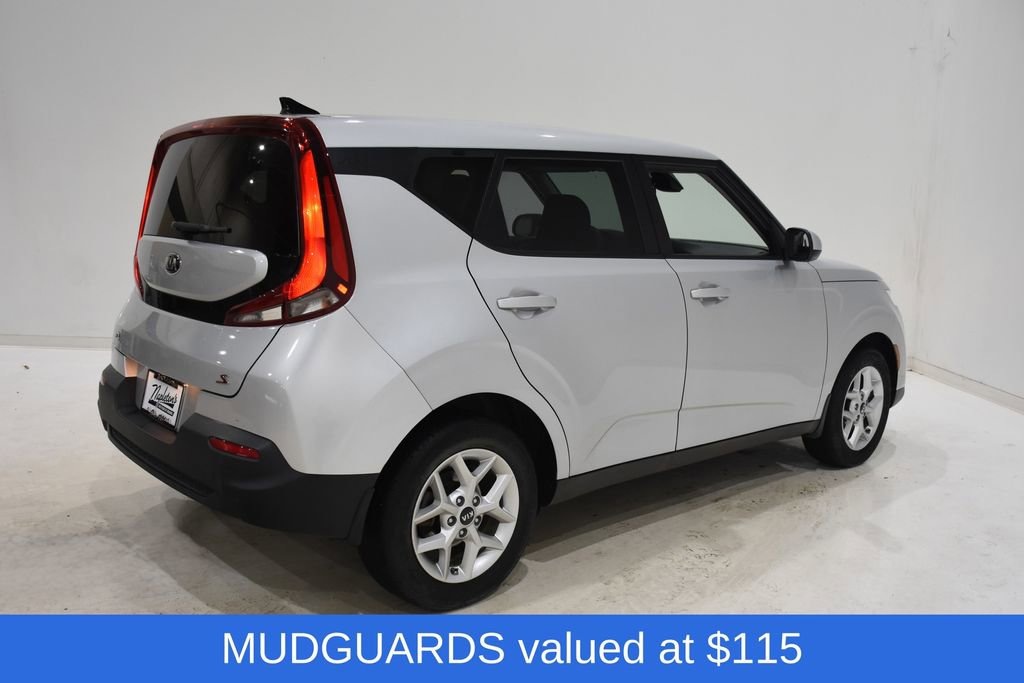 Used 2021 Kia Soul S image 4