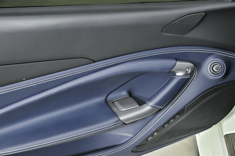 Used 2021 Ferrari F8 Tributo RWD image 20