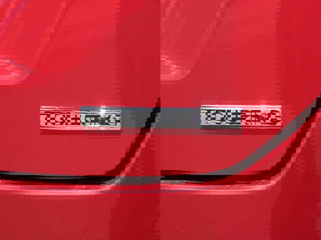 New 2025 Honda Pilot Touring image 7