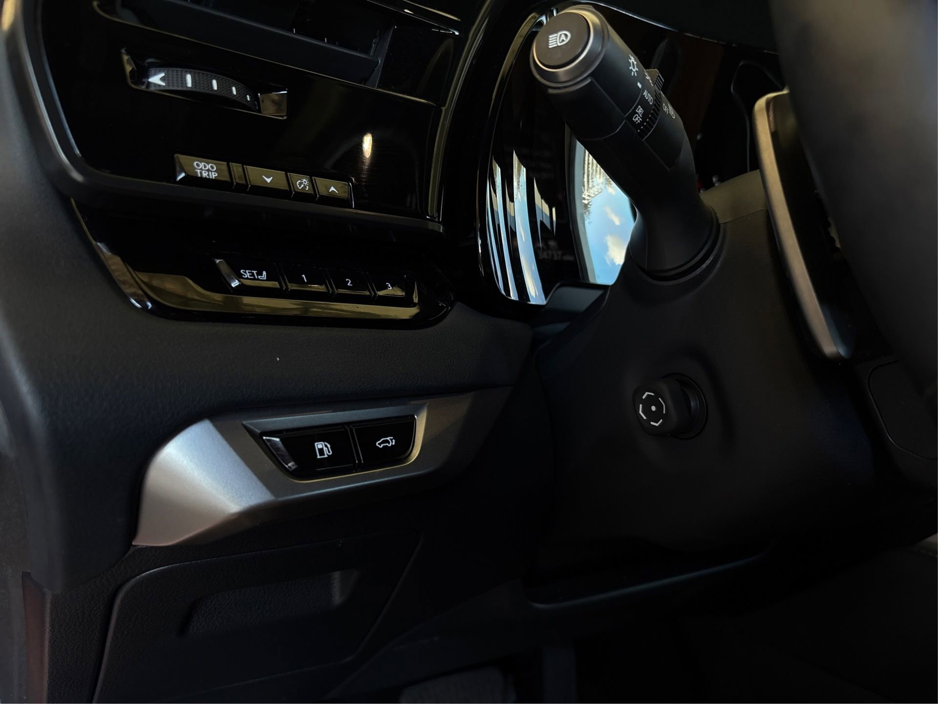 Used 2023 Lexus RX 350 FWD image 19