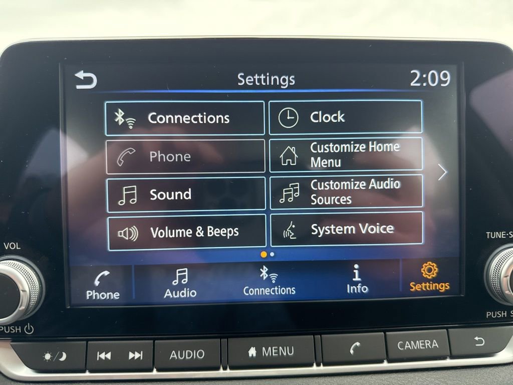 Used 2025 Nissan Sentra SR image 13