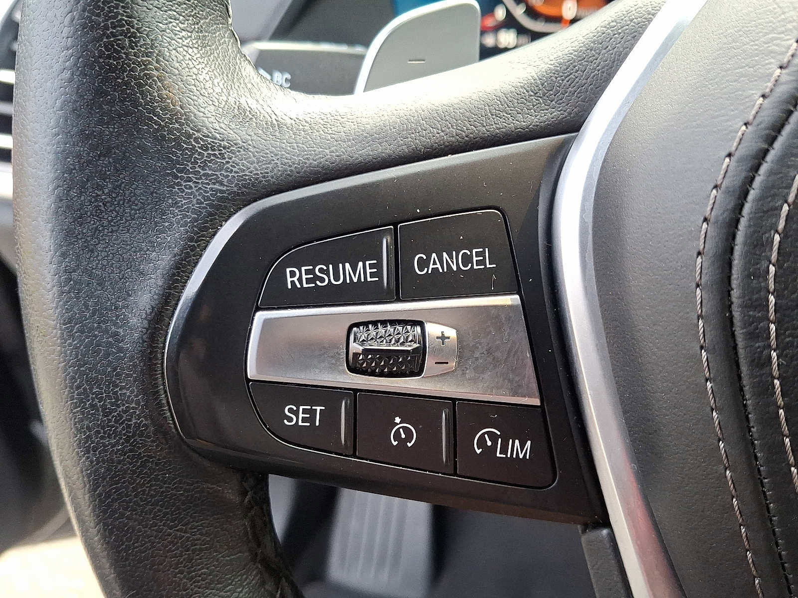 Used 2023 BMW X5 xDrive40i w/ Premium Package image 22