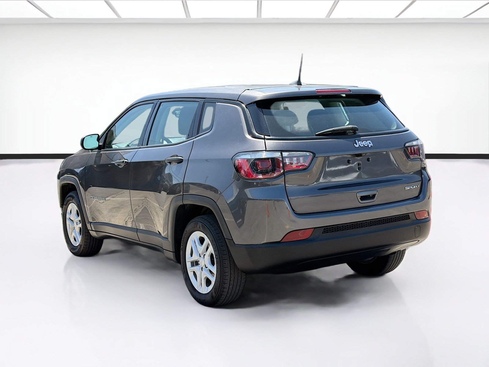 Used 2021 Jeep Compass Sport FWD image 6