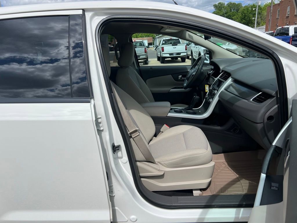 Used 2012 Ford Edge SEL FWD image 20