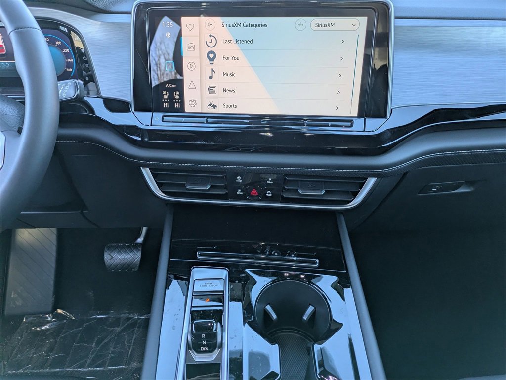 New 2026 Volkswagen Atlas Cross Sport SE image 31