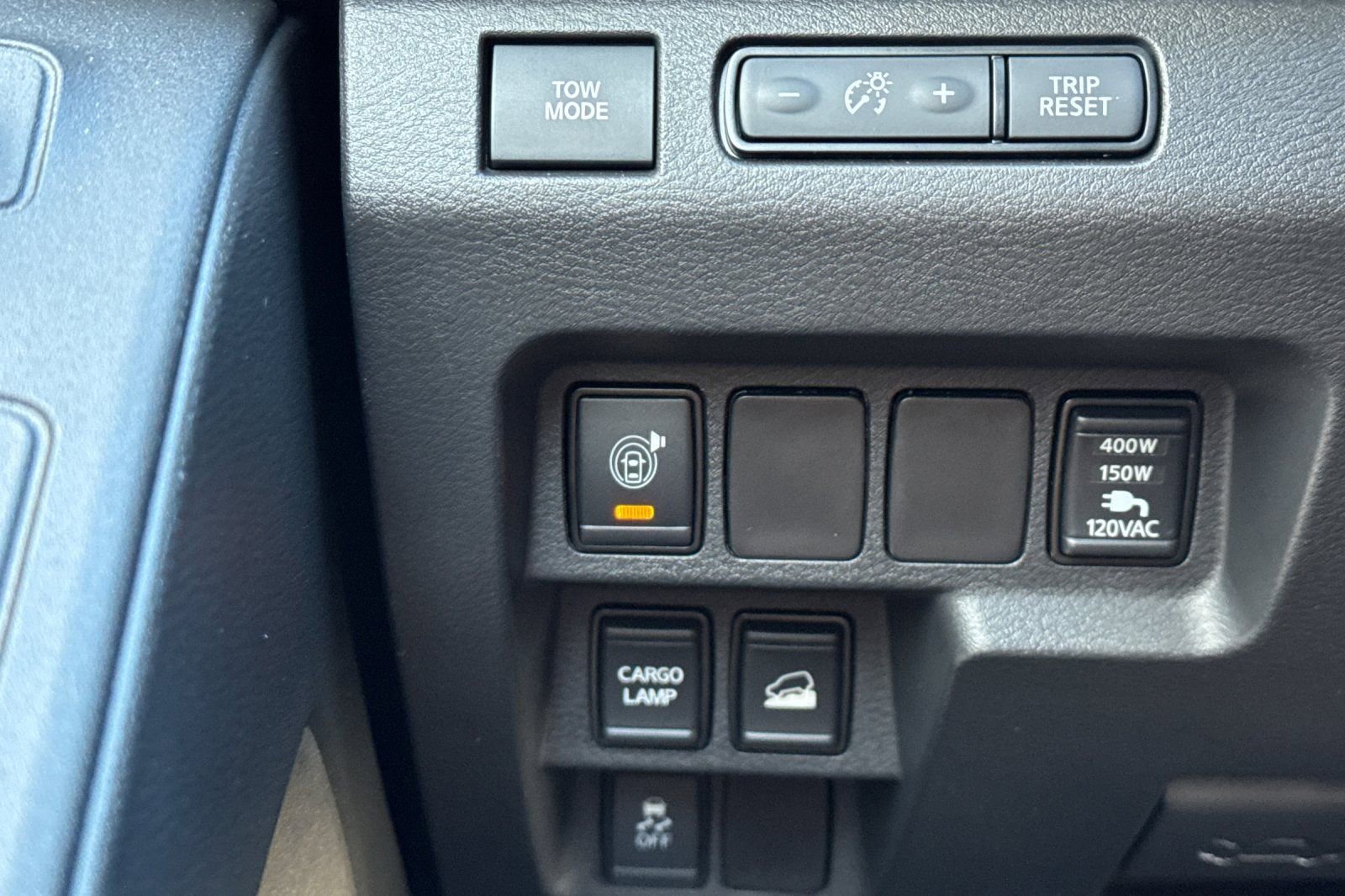 Used 2024 Nissan Frontier SL w/ Technology Package image 31