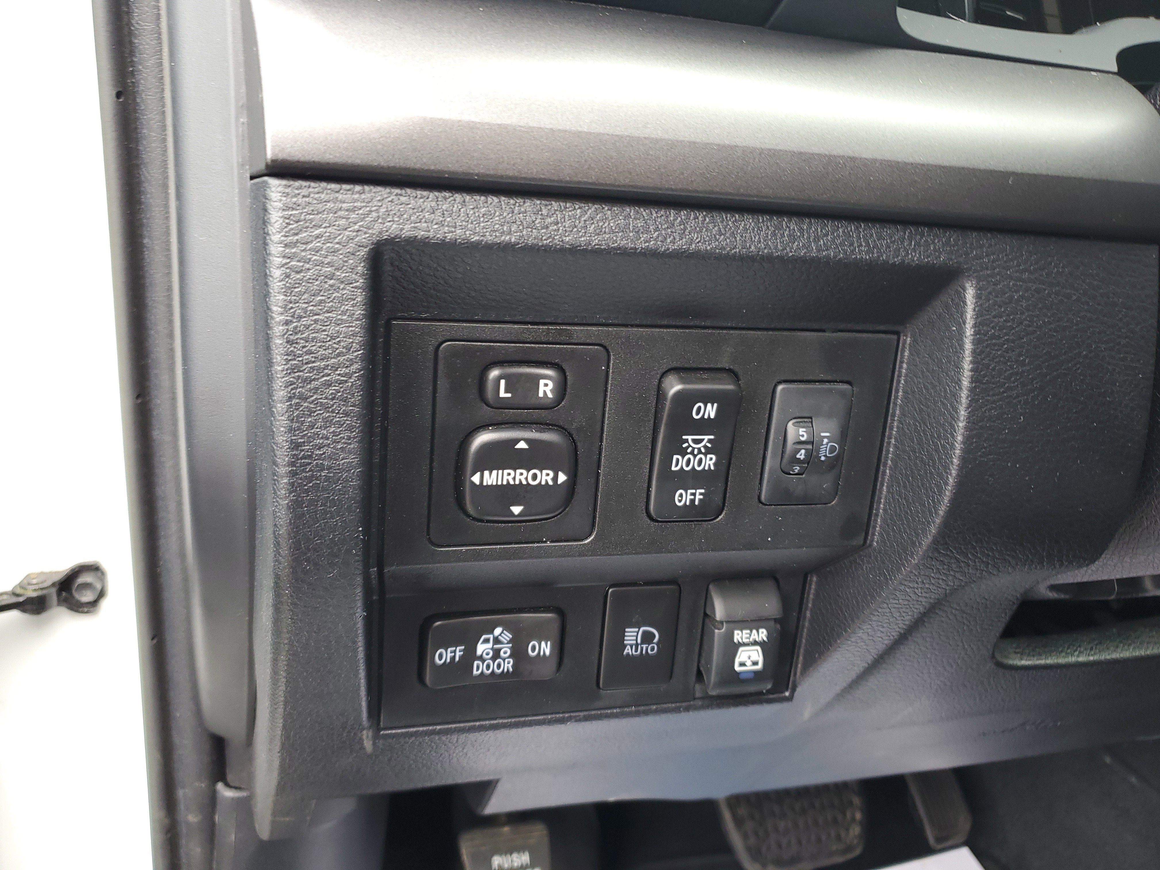 Used 2020 Toyota Tundra SR5 image 16