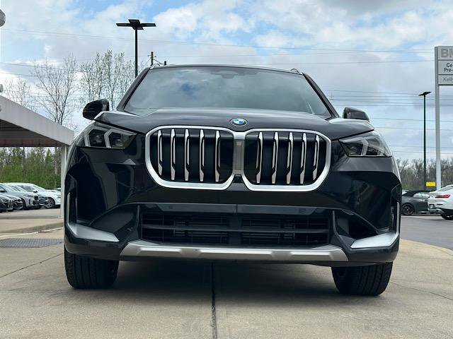 Certified 2025 BMW X1 xDrive28i image 2