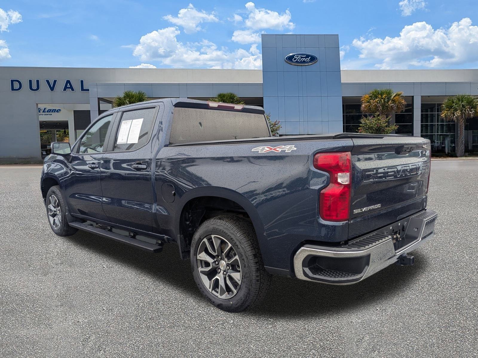 Used 2023 Chevrolet Silverado 1500 LT image 6