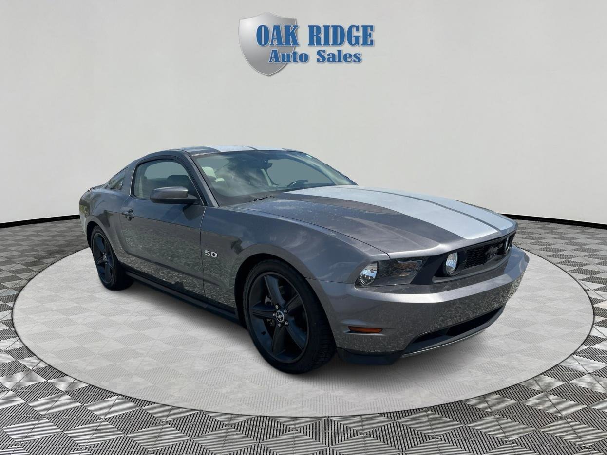 Used 2011 Ford Mustang GT Premium w/ Security Pkg RWD image 3