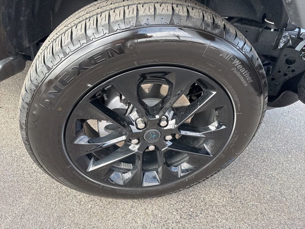 Used 2025 Jeep Wrangler Unlimited Sahara image 12