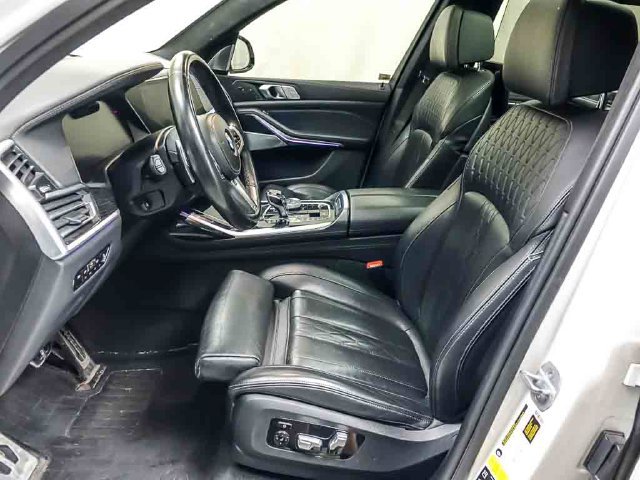 Used 2020 BMW X7 M50i AWD/4WD image 8