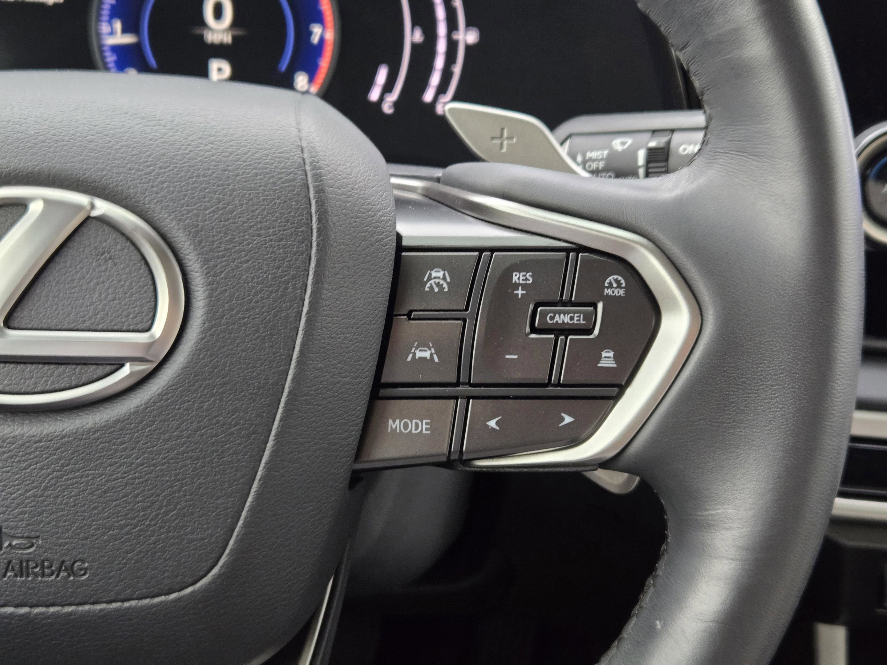 Used 2024 Lexus RX 350 FWD w/ Technology Package image 27