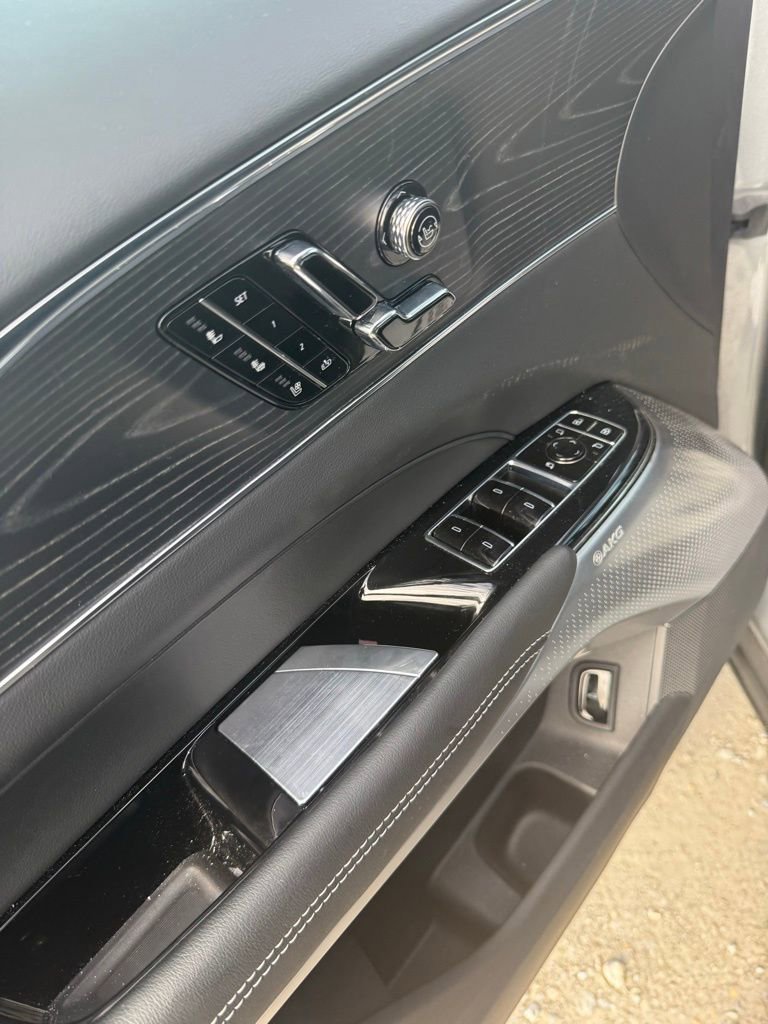 Certified 2024 Cadillac Lyriq Luxury w/ LPO, Floor Liner Package image 25