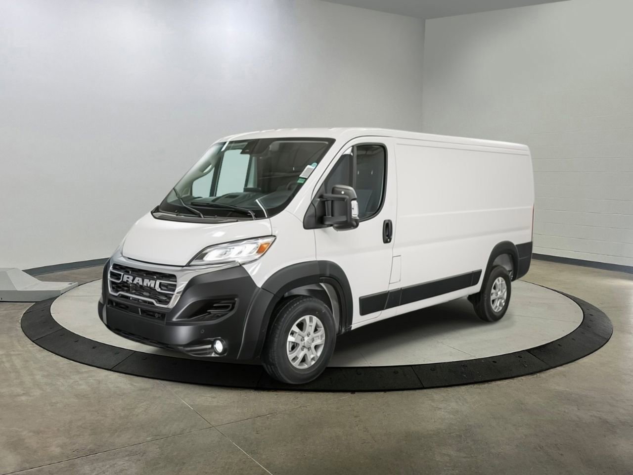 Used 2024 RAM ProMaster 1500 w/ Quick Order Package 22H SLT+ FWD image 2