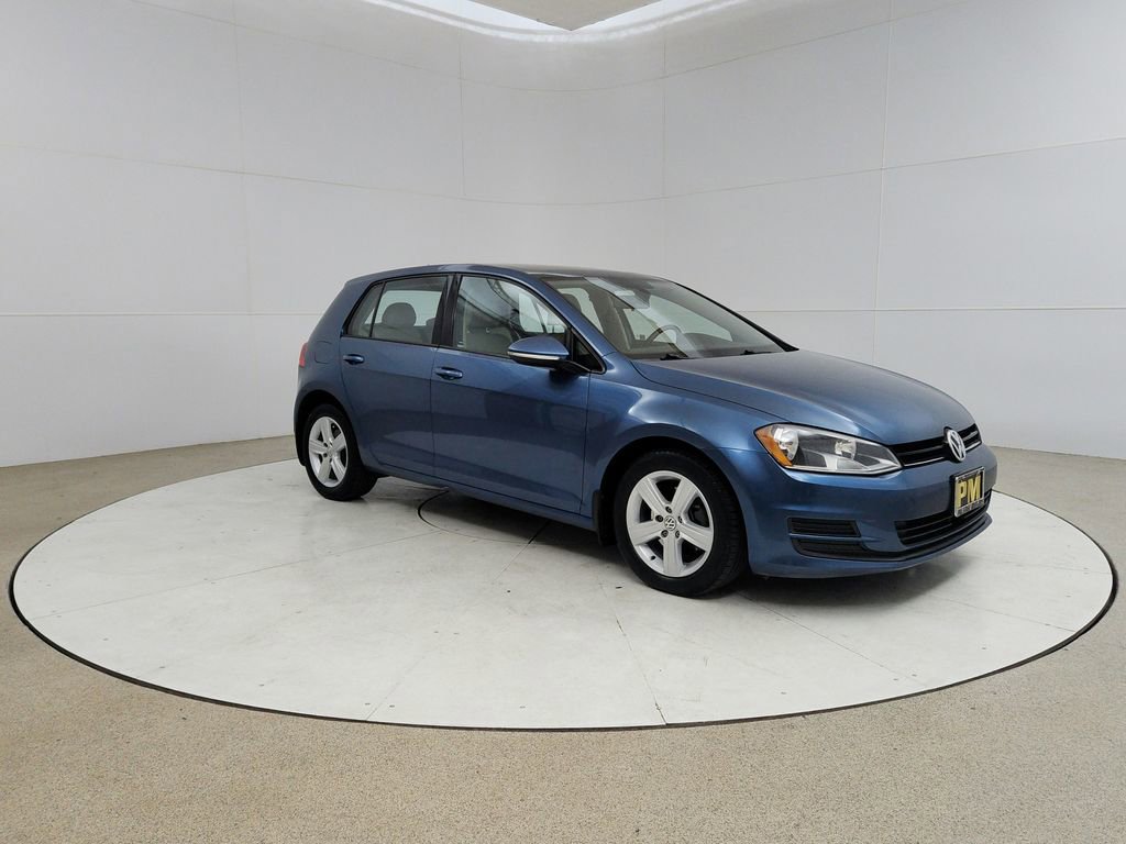 Used 2017 Volkswagen Golf Wolfsburg Edition FWD image 1