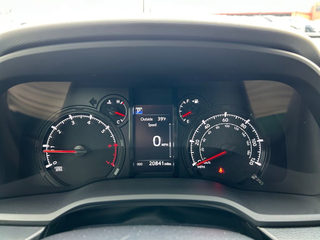 Used 2022 Toyota 4Runner SR5 Premium image 16