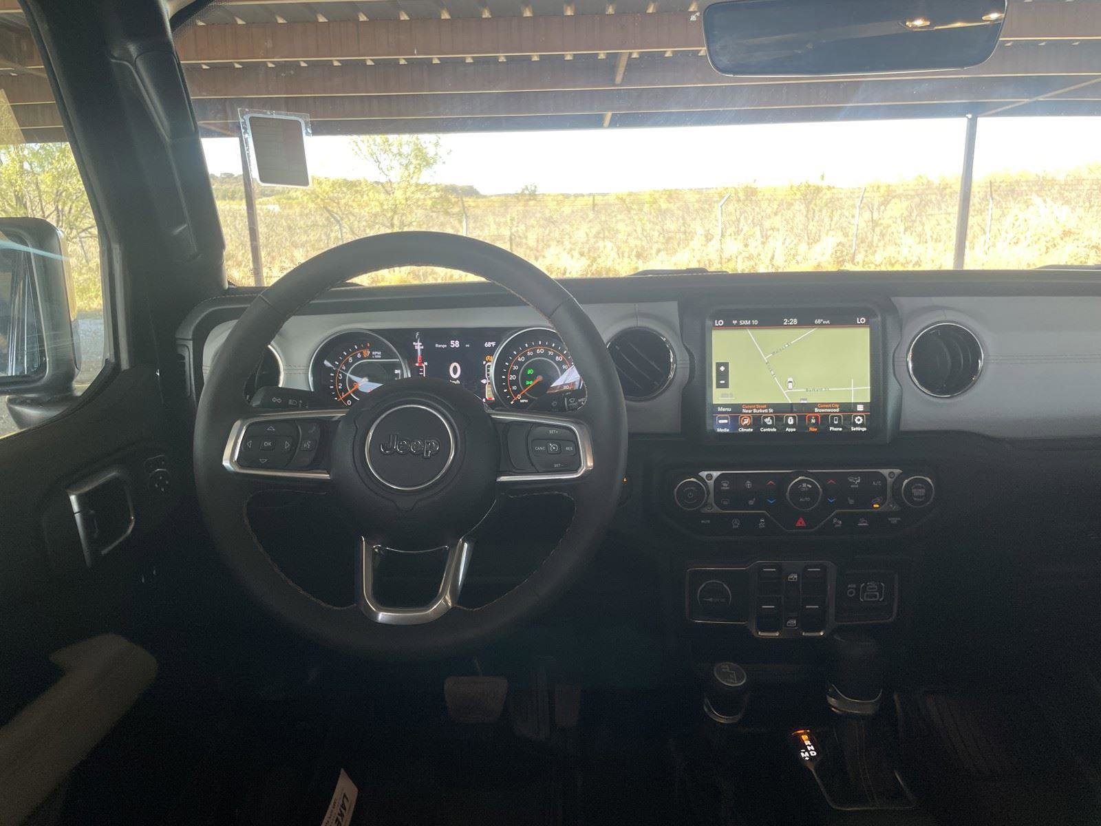 Used 2023 Jeep Gladiator Overland image 23