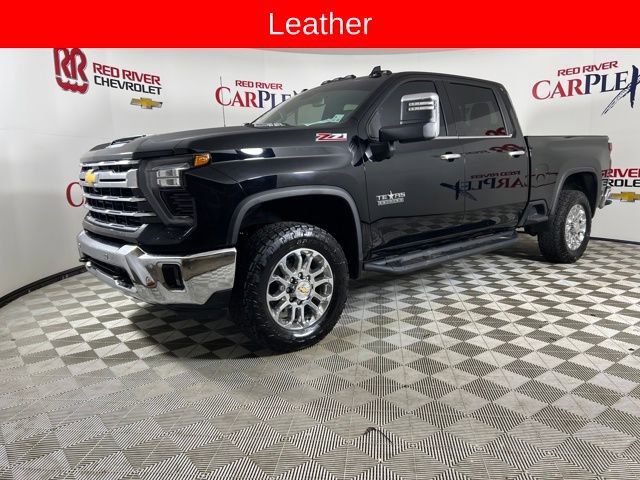 Used 2024 Chevrolet Silverado 2500 LTZ w/ LTZ Texas Edition image 4