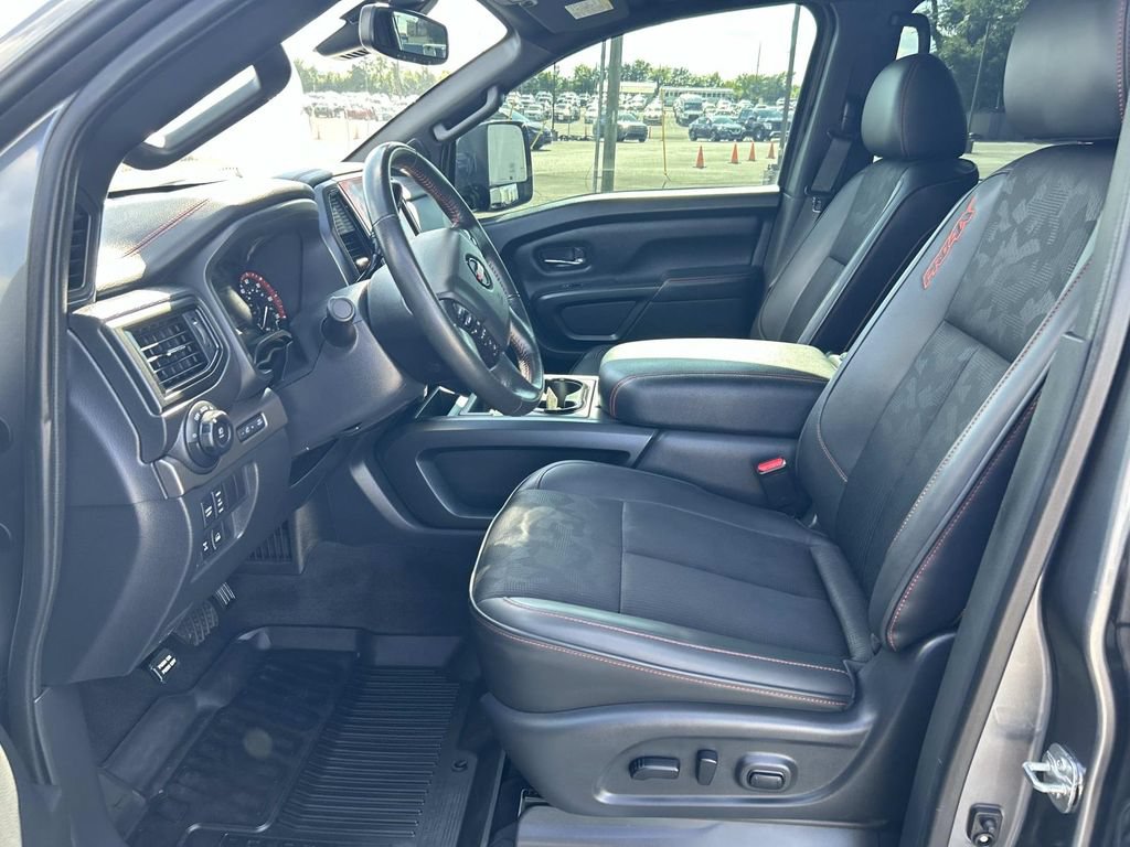 Used 2022 Nissan Titan PRO-4X AWD/4WD image 30