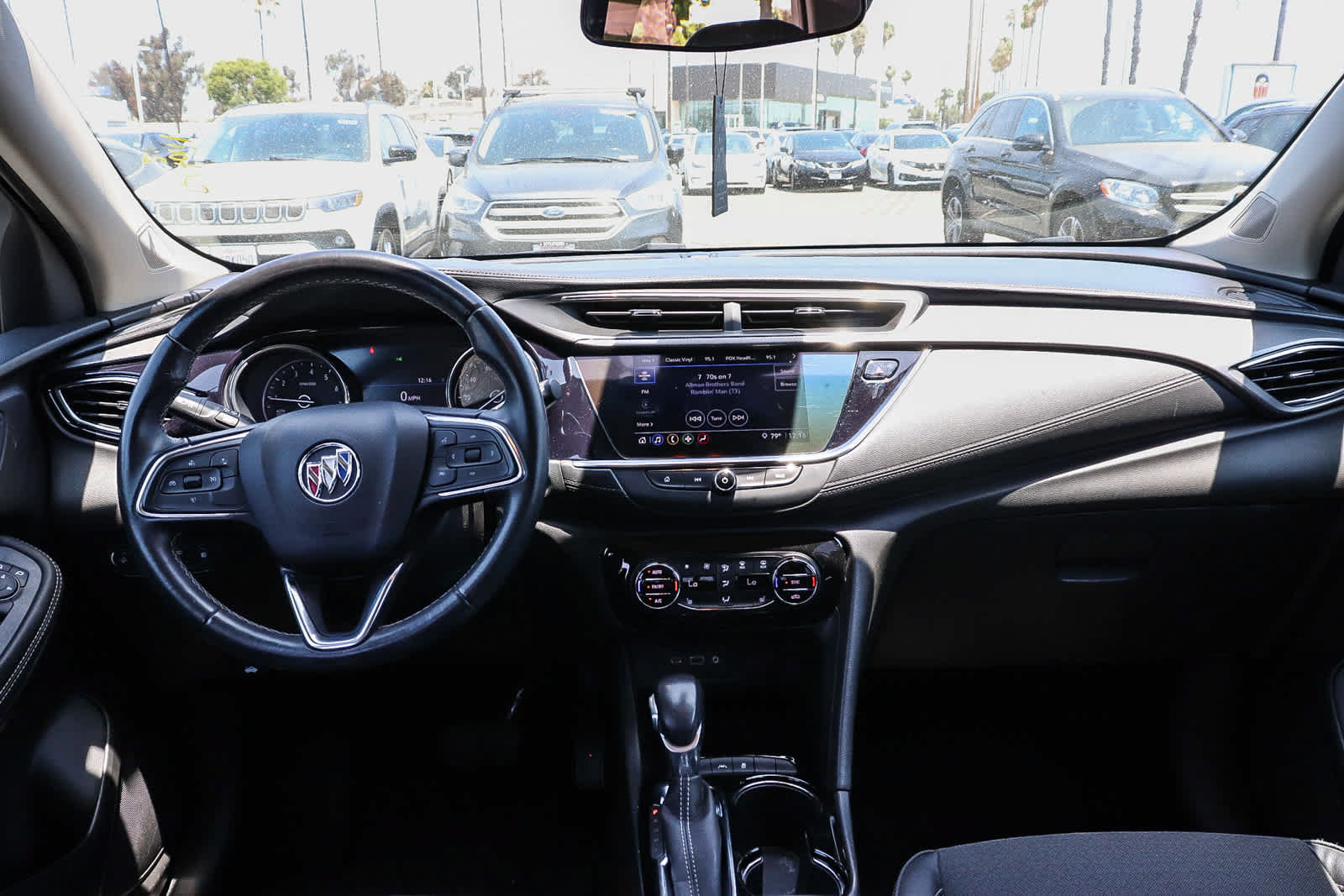Used 2021 Buick Encore GX Select FWD image 16