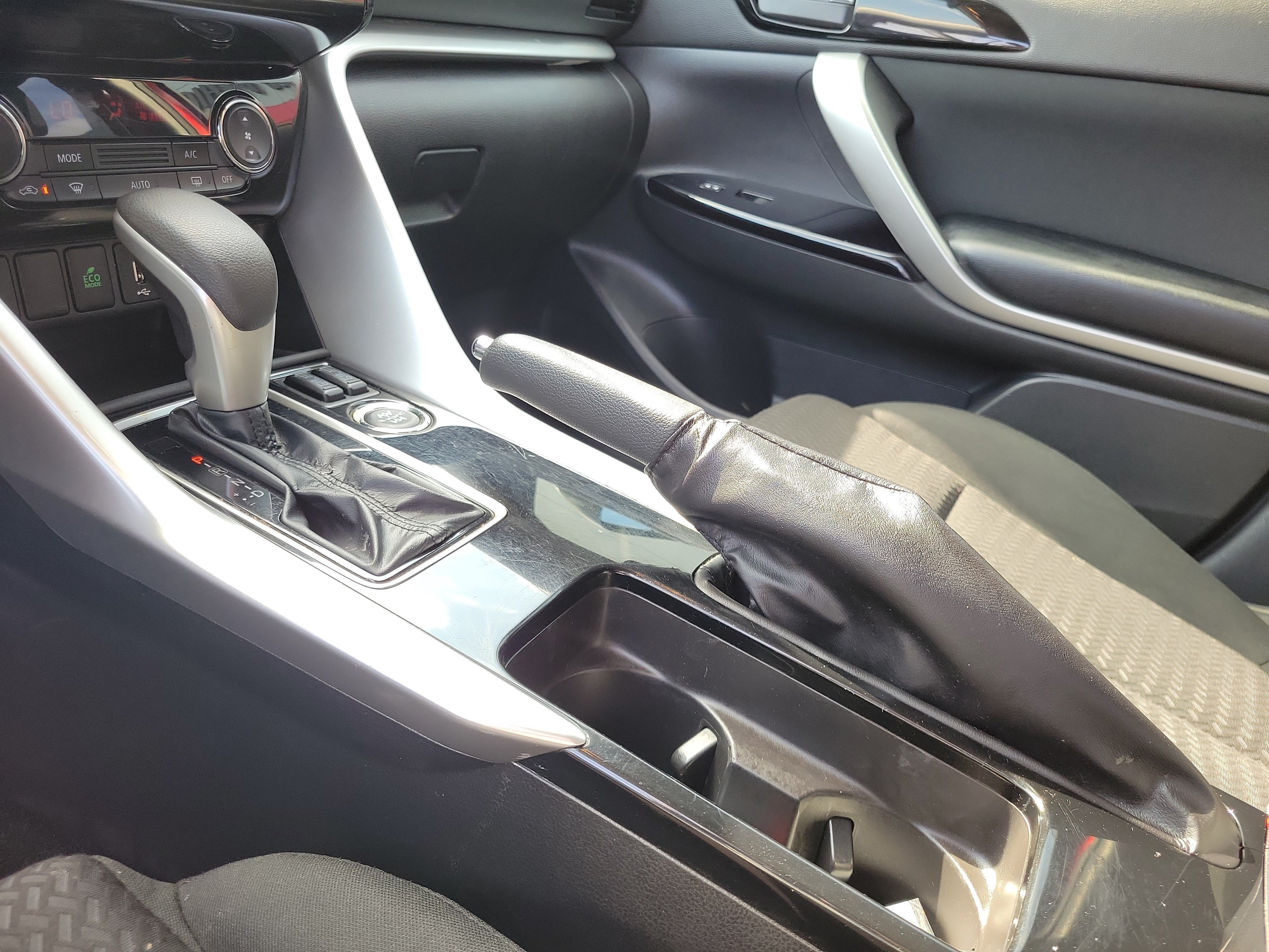 Used 2024 Mitsubishi Eclipse Cross LE AWD/4WD image 29
