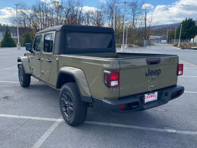 New 2026 Jeep Gladiator Sport image 5