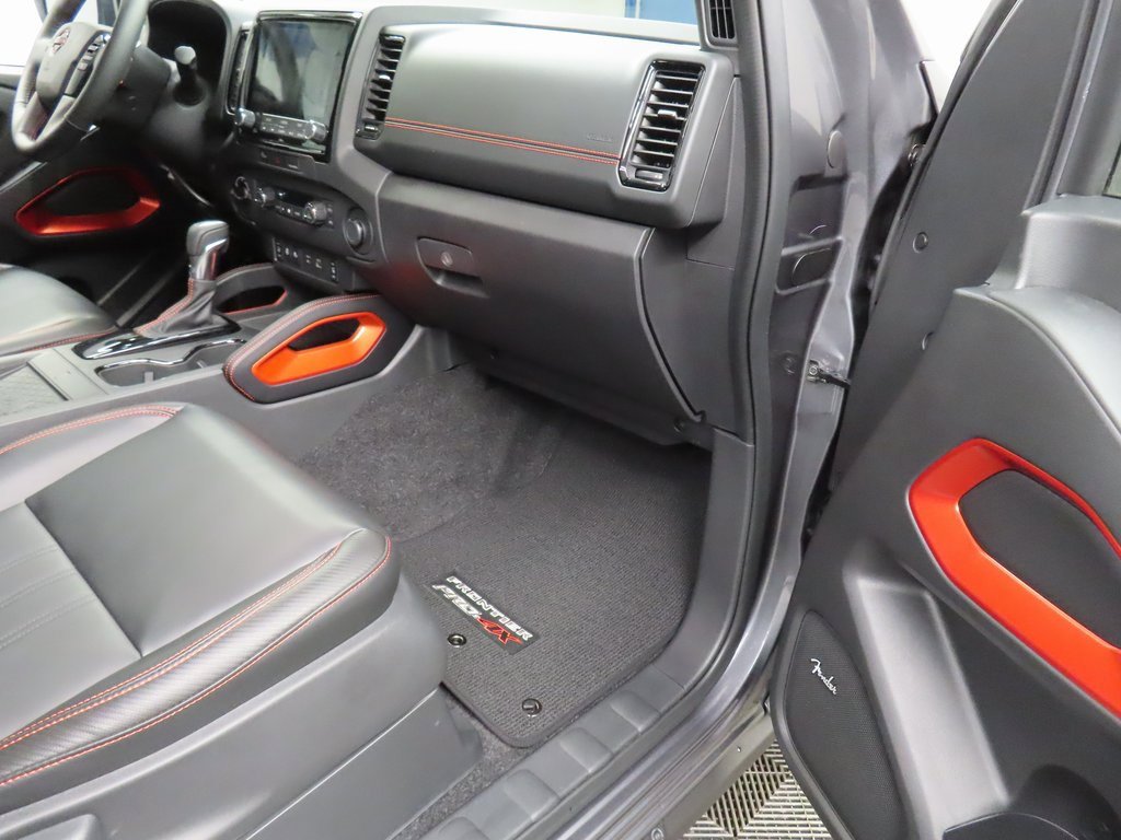 Used 2023 Nissan Frontier PRO-4X image 28