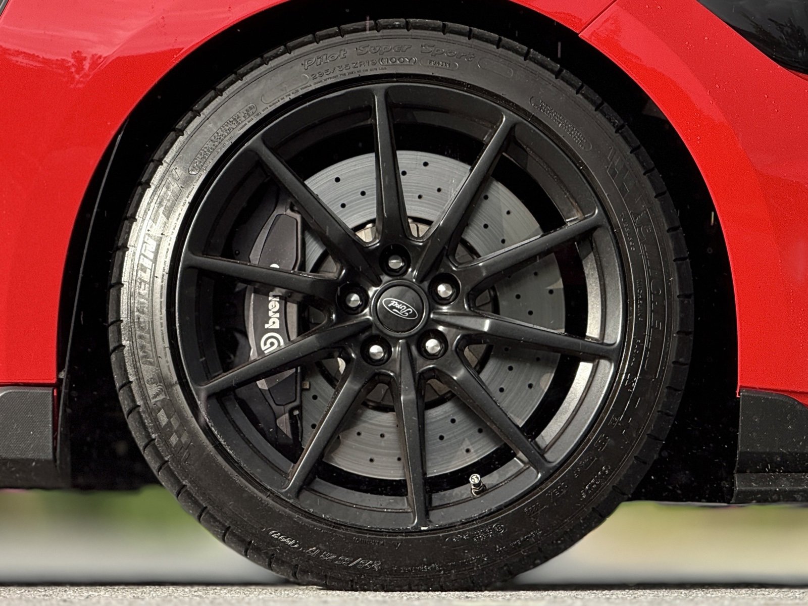 Used 2016 Ford Mustang Shelby GT350 w/ Track Package image 21