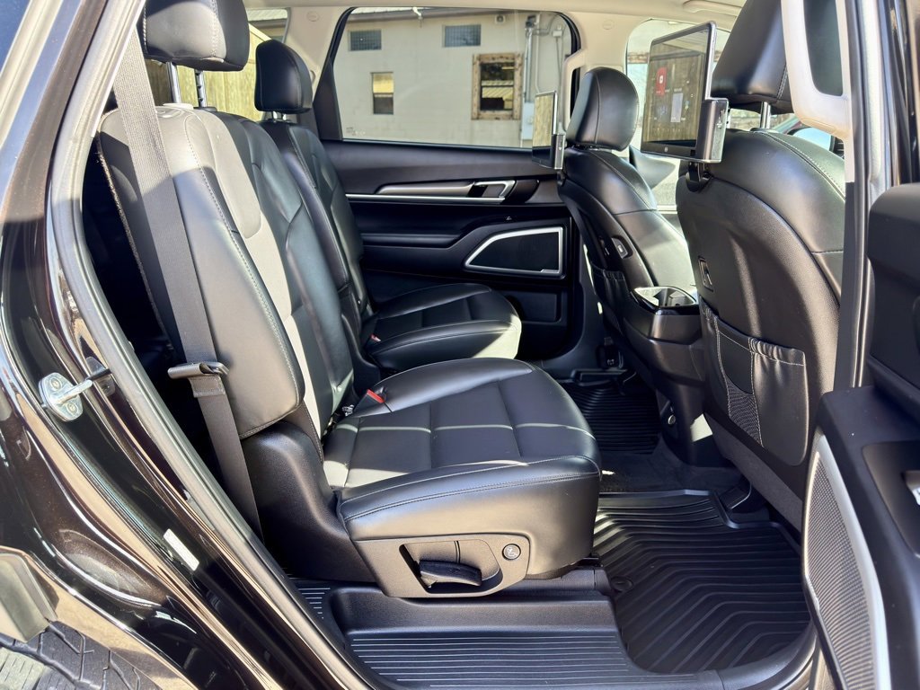 Used 2021 Kia Telluride S image 12