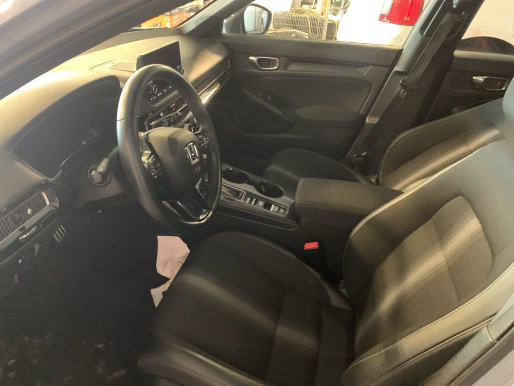 Used 2023 Honda Civic Sport image 13