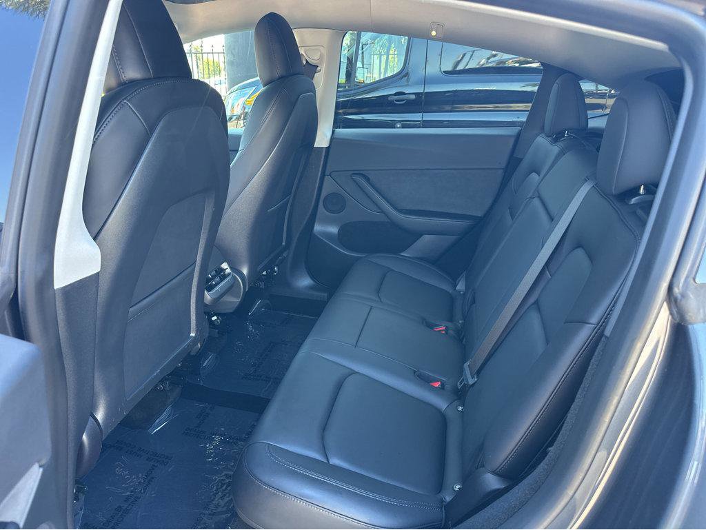 Used 2023 Tesla Model Y Long Range AWD/4WD image 10