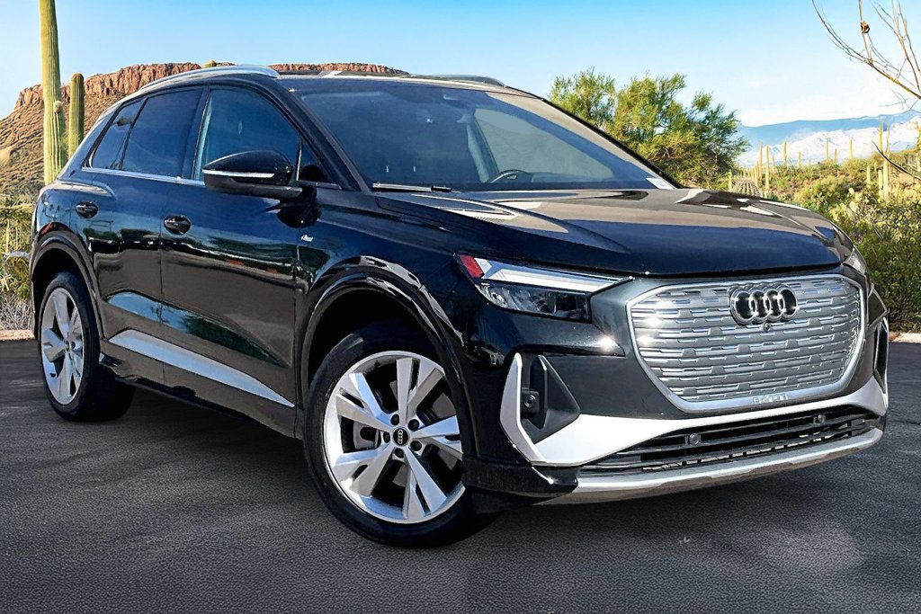 Used 2023 Audi Q4 e-tron Premium Plus AWD/4WD image 12