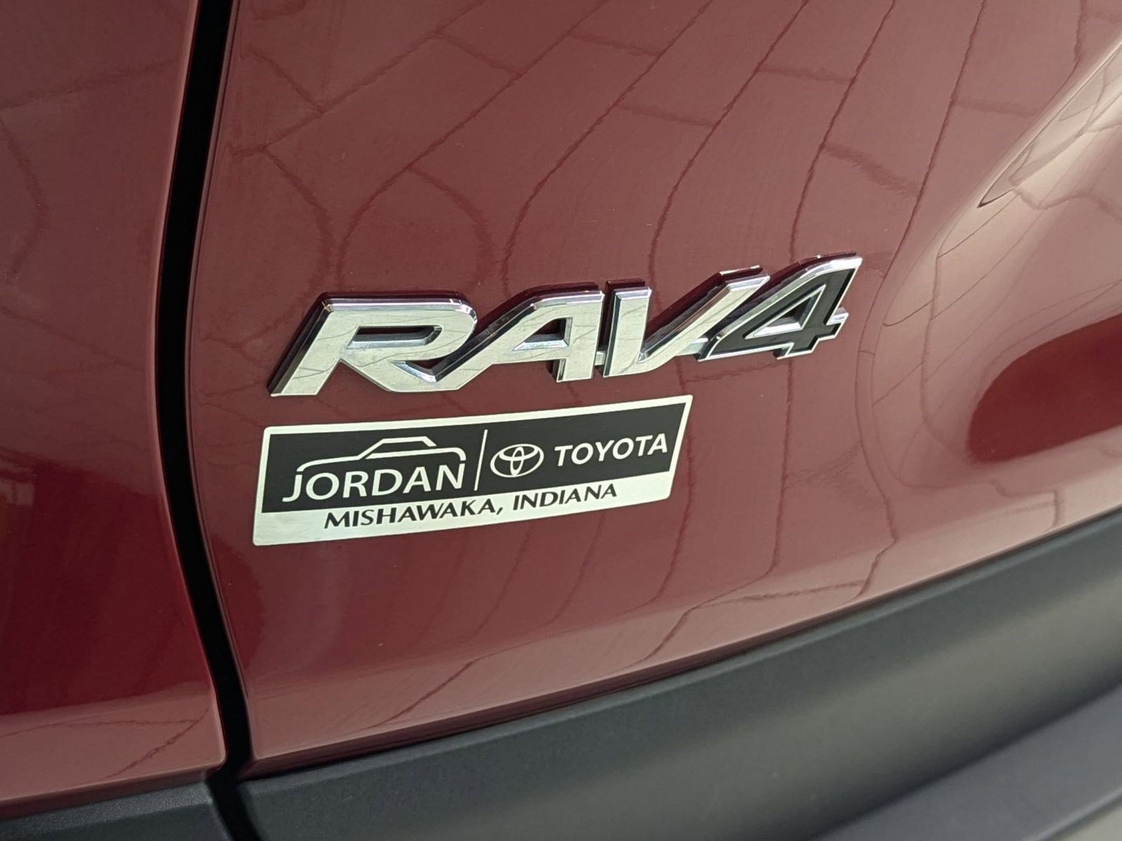 Used 2023 Toyota RAV4 XLE image 31