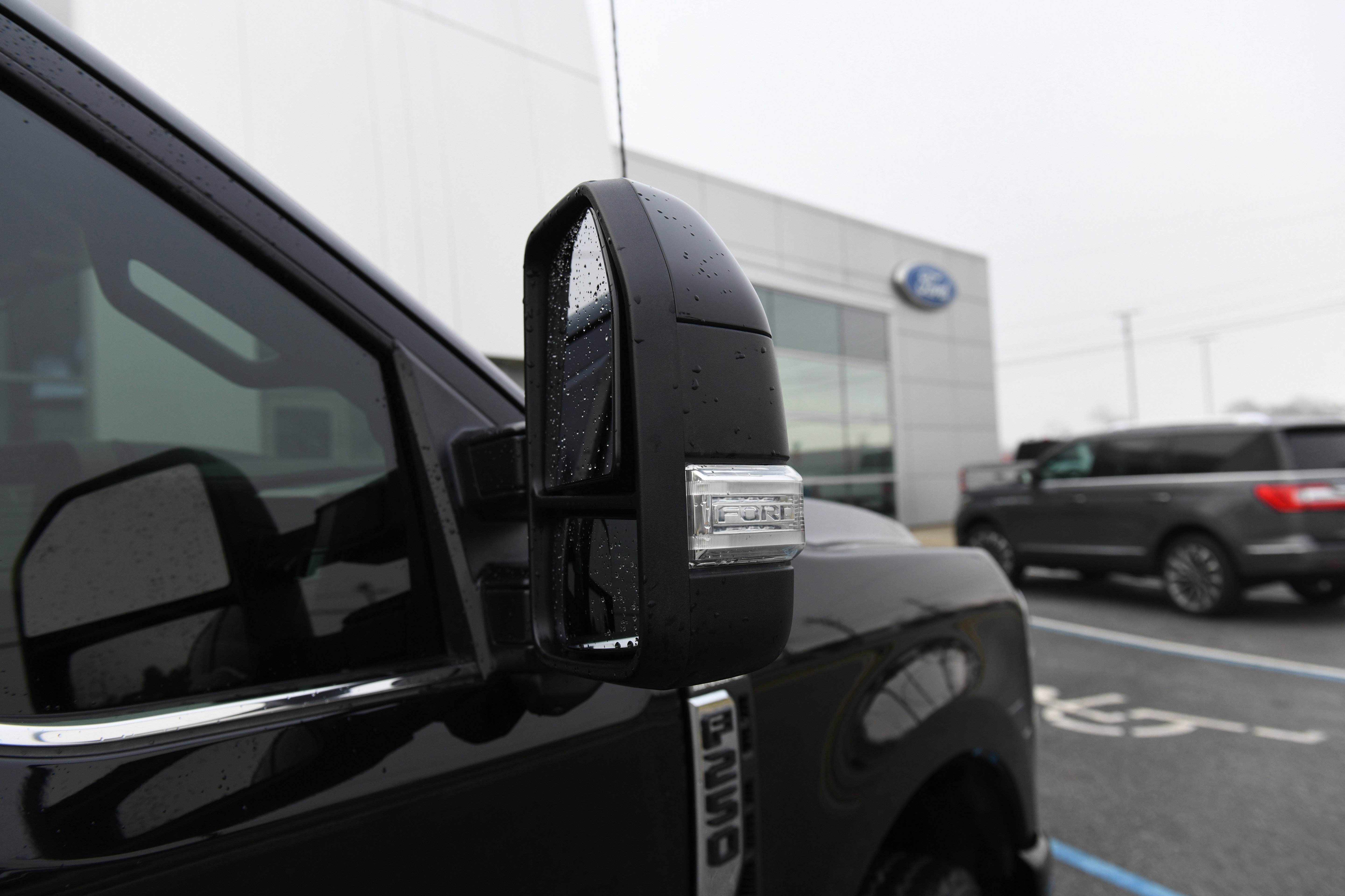 Used 2023 Ford F250 King Ranch image 10