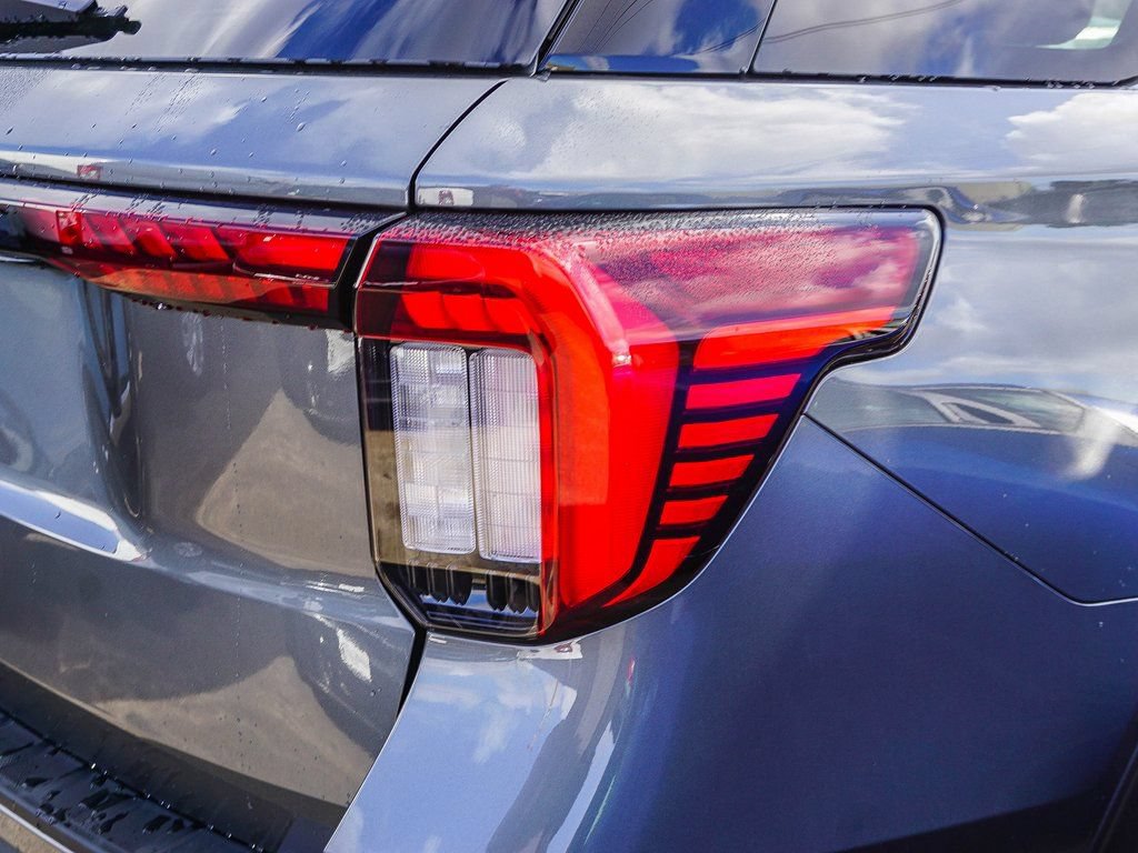 New 2026 Ford Explorer Active w/ Active Comfort Package RWD image 7