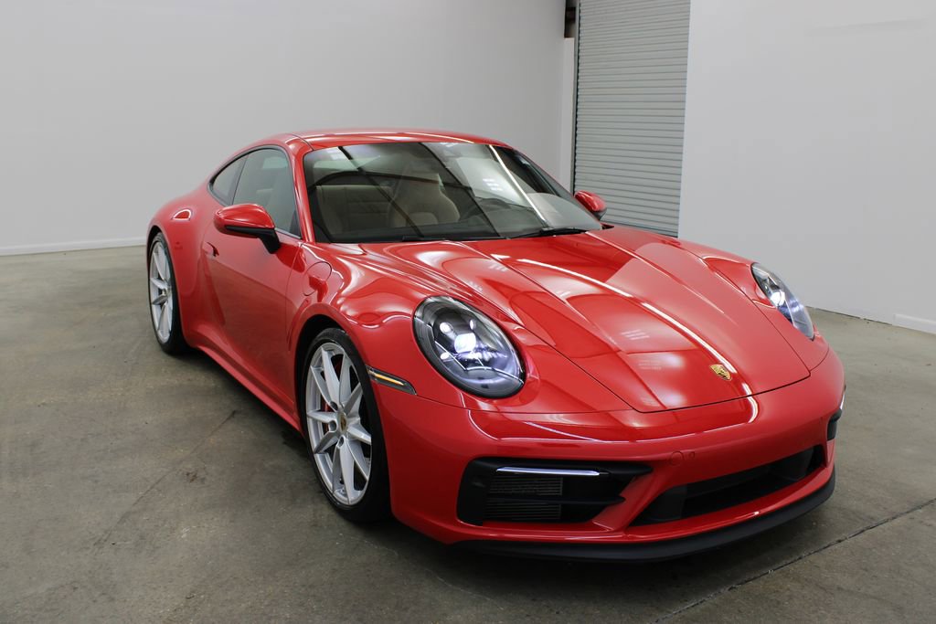 Certified 2024 Porsche 911 Carrera GTS image 9