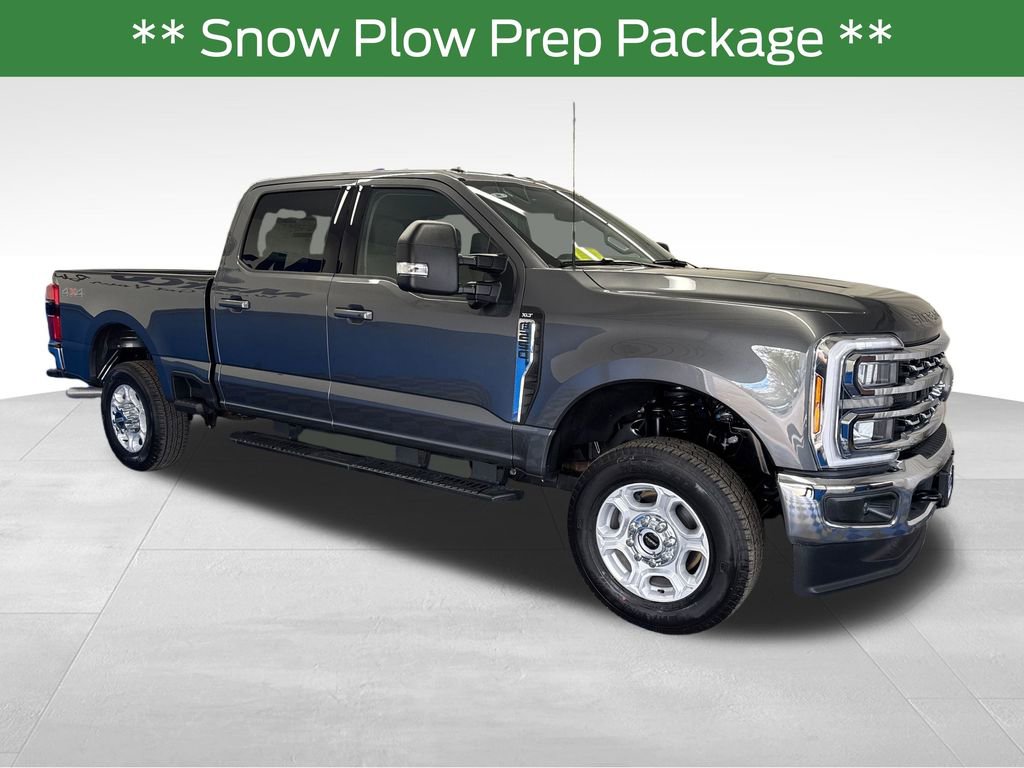 New 2026 Ford F250 XLT w/ XLT Premium Package AWD/4WD image 3