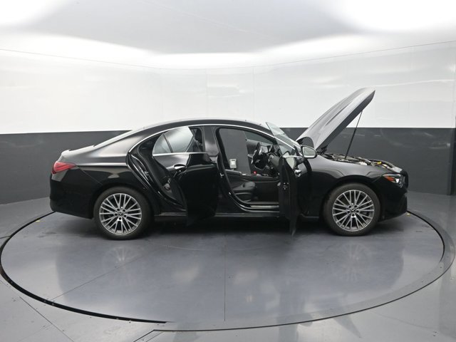 Used 2025 Mercedes-Benz CLA 250 image 46