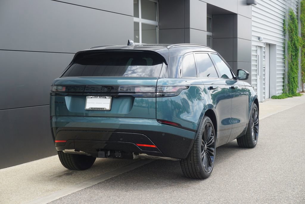 New 2026 Land Rover Range Rover Velar Dynamic SE image 2